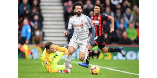Salah continua a quebrar o recorde de camisa vermelha